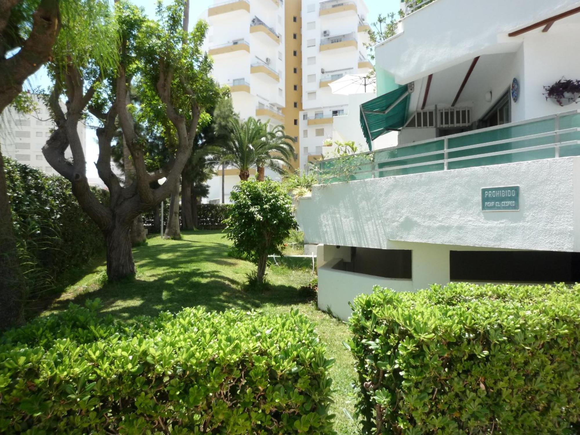 Apartamentos Marblau Varios 1, 2 Y 3 Dormitorios - Julio Y Agosto Solo Familias Playa de Gandia Exterior photo
